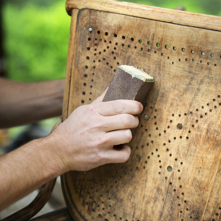 Furniture refinishing services in Lake Geneva, WI